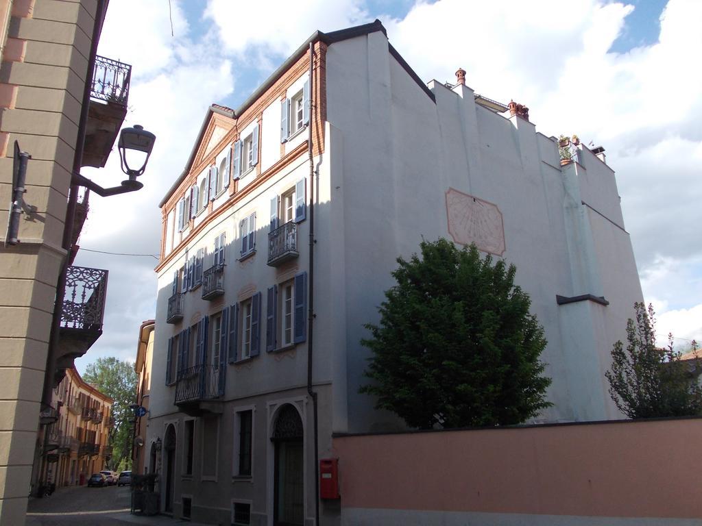 Palazzo Finati Bed & Breakfast Alba  Exterior foto